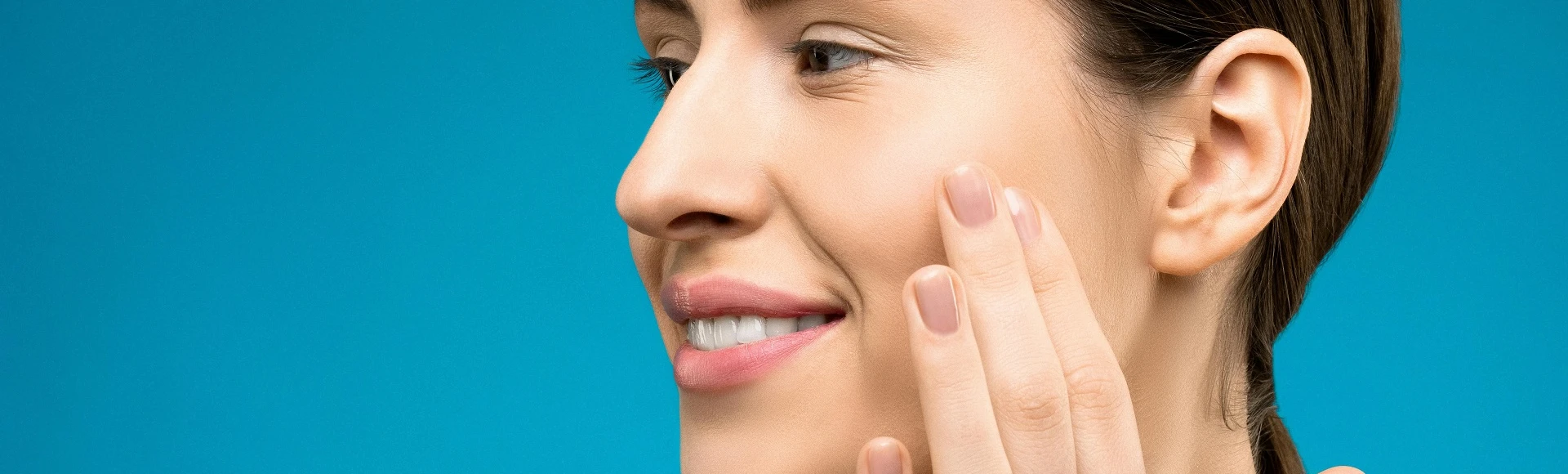 Niekomodogenne kosmetyki do pielęgnacji skóry oraz dostępne bez recepty maści wspierające gojenie kaszaków znajdziesz w aptece internetowej Centralna.pl