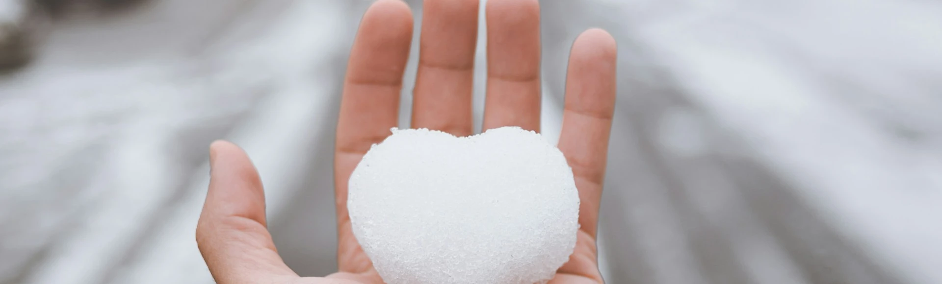Nadmiar złego cholesterolu, podwyższone ciśnienie krwi i długotrwały stres rekompensowany używkami mogą prowadzić do miażdżycy. Leki na miażdżycę bez recepty znajdziesz w Aptece Centralnej. 