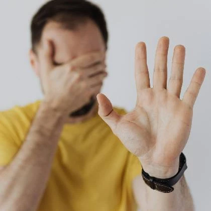 Inkontynencja kałowa – przyczyny, leczenie i domowe sposoby na nietrzymanie stolca