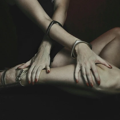 Zakrzepica kończyn dolnych – objawy, przyczyny i sposoby leczenia Zakrzepica kończyn dolnych – objawy, przyczyny i sposoby leczenia