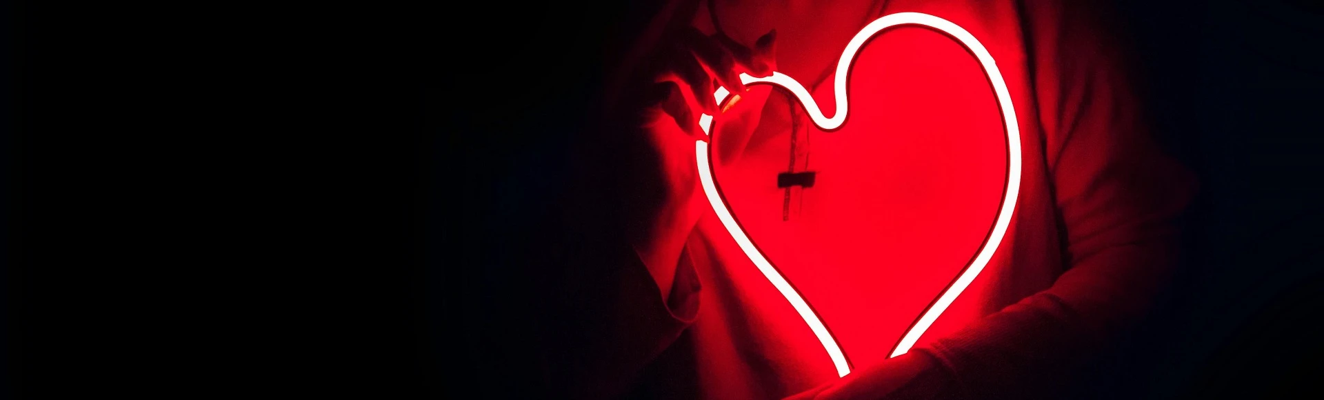 Suplementy diety wzmacniające serce i wspierające zdrowie układu krążenia znajdziesz w aptece internetowej Centralna.pl