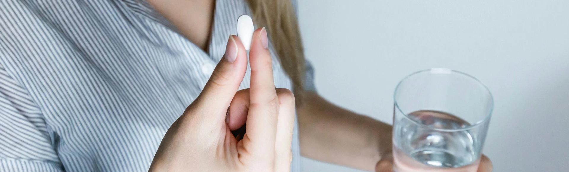 Niesterydowe leki przeciwzapalne dla dorosłych i dzieci znajdziesz w Aptece Centralnej.