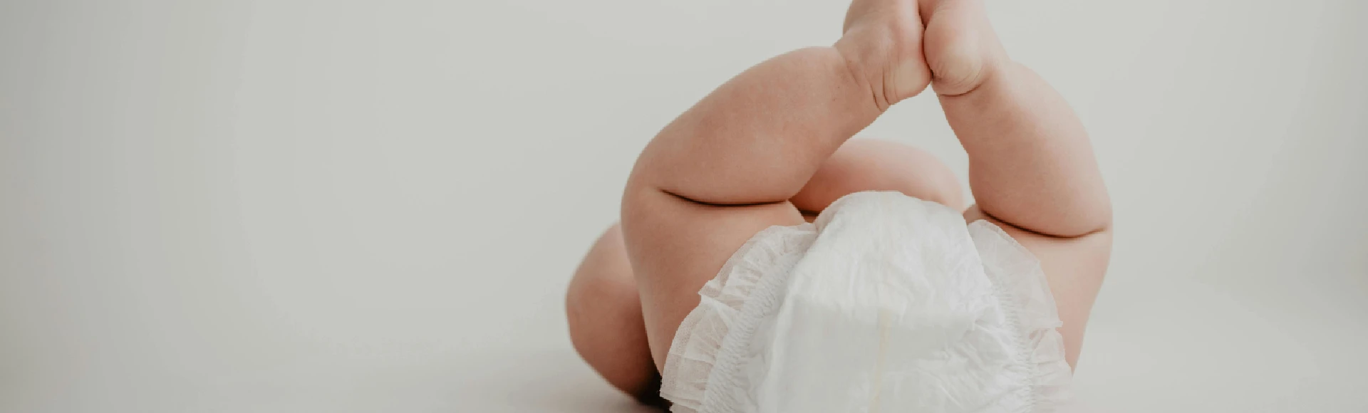 Odparzenie pupy to często wynik niewłaściwej pielęgnacji i nieregularnej zmiany pampersa. Kosmetyki na odparzenia u dzieci znajdziesz w internetowej Aptece Centralnej Odparzenie pupy to często wynik niewłaściwej pielęgnacji i nieregularnej zmiany pampersa. Kosmetyki na odparzenia u dzieci znajdziesz w internetowej Aptece Centralnej