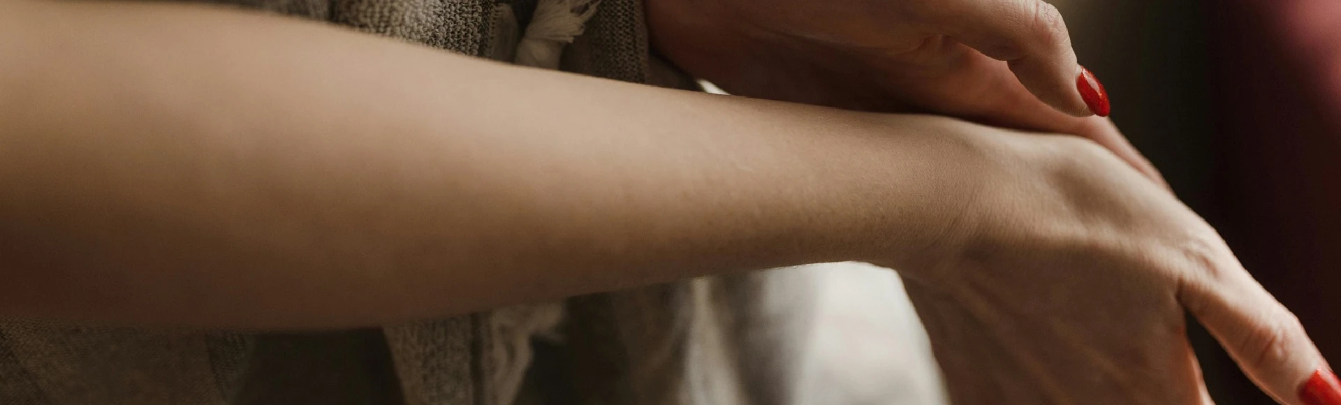 Niesteroidowe leki przeciwzapalne (NLPZ) na ból stawów oraz wspierające zdrowie stawów suplementy diety znajdziesz w aptece internetowej Centralna.pl