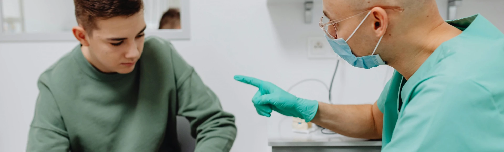 Produkty do higieny intymnej oraz maści i kremy wspomagające elastyczność skóry znajdziesz w aptece internetowej Centralna.pl