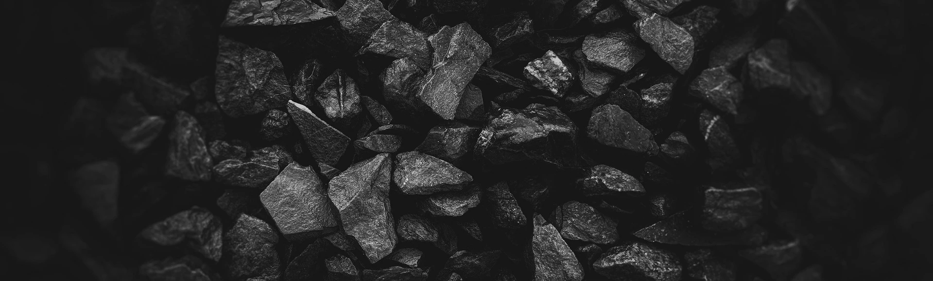 Węgiel aktywny w tabletkach oraz kosmetyki z węglem znajdziesz w Aptece Centralnej.