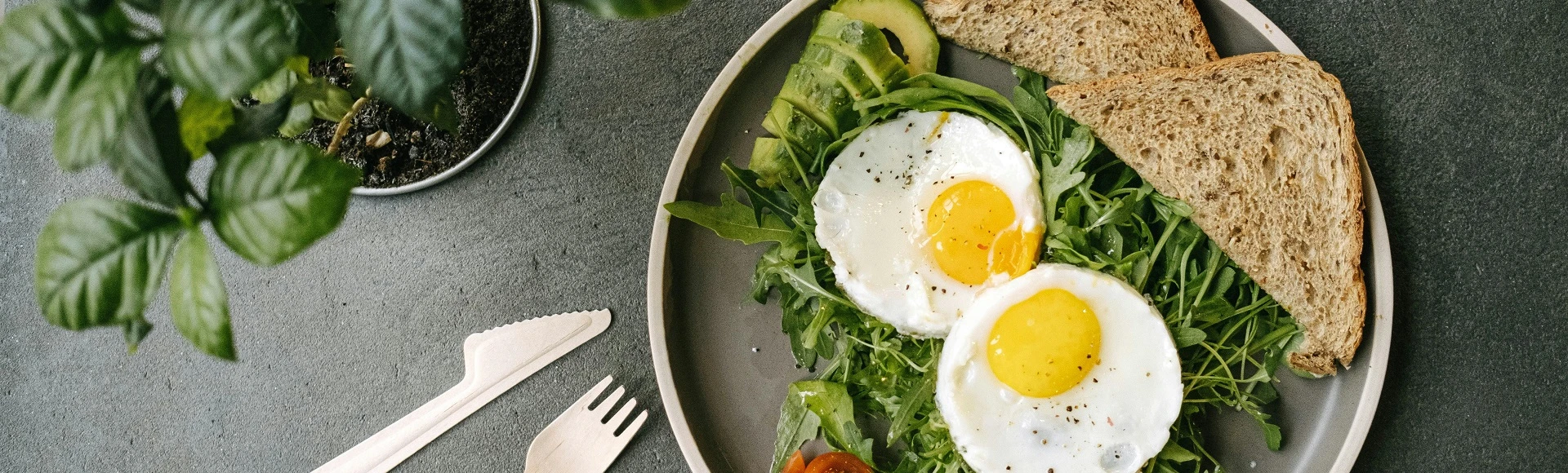 Suplementy diety z witaminą B1 znajdziesz w aptece Centralna.pl