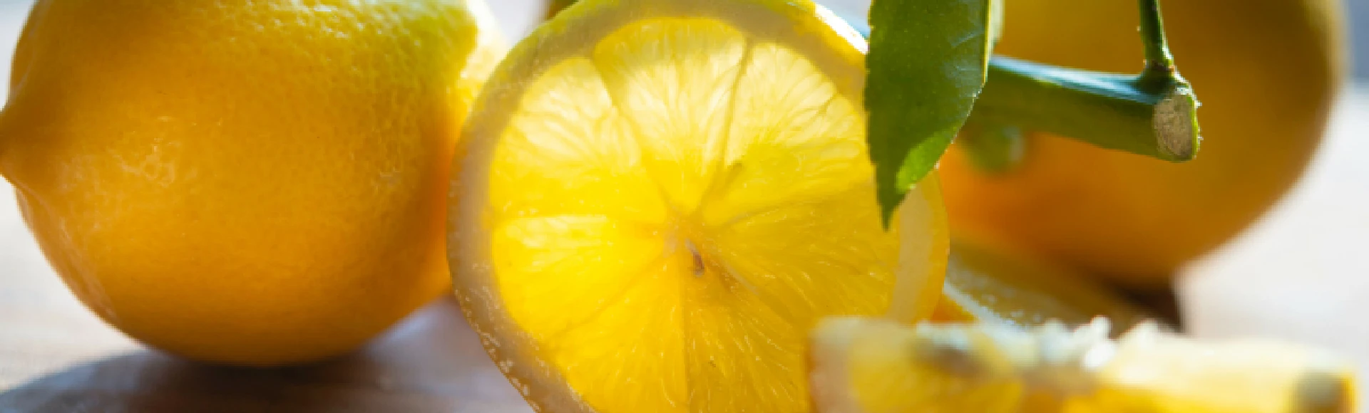 Niedobór witaminy C może powodować osłabienie odporności organizmu i zaburzać wchłanianie żelaza. Suplementy z kwasem askorbinowym znajdziesz w internetowej Aptece Centralnej. Niedobór witaminy C może powodować osłabienie odporności organizmu i zaburzać wchłanianie żelaza. Suplementy z kwasem askorbinowym znajdziesz w internetowej Aptece Centralnej.