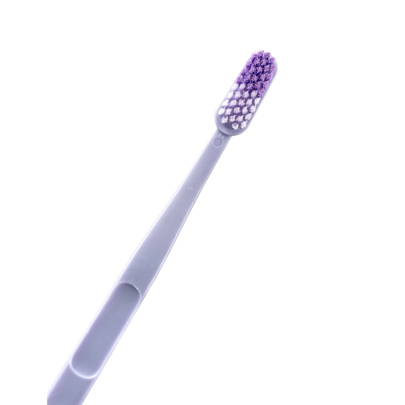 Jordan Clean Smile Szczoteczka do mycia zębów medium, 1 sztuka - Ze średnim włosiem - 2