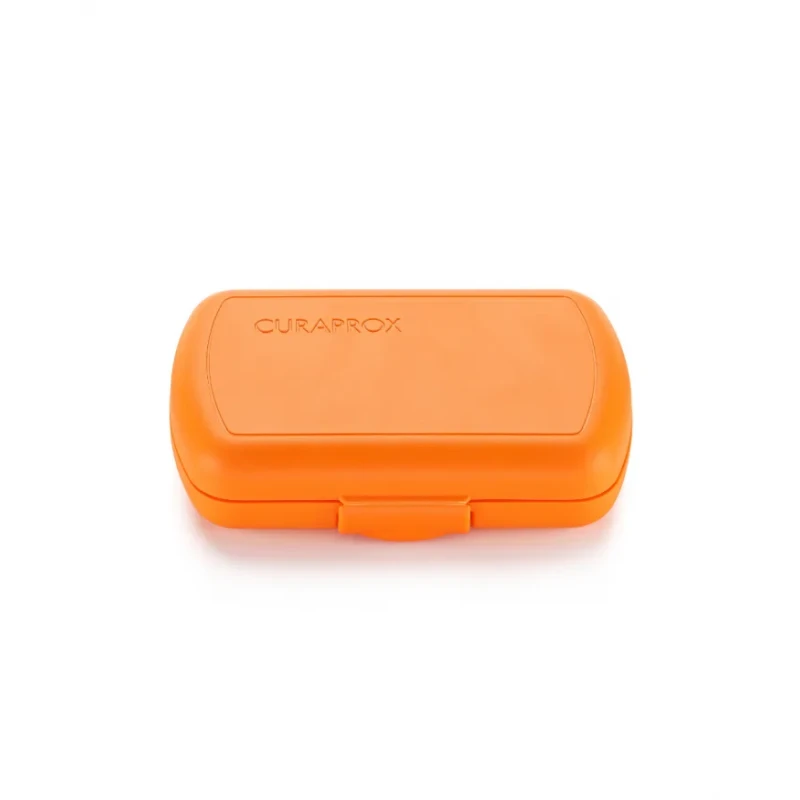 Curaprox Travel Set Duo Holder, Be You – zestaw podróżny pomarańczowy, 1 sztuka - Pasta Jabłko + Aloes 10 ml + szczoteczka + szczoteczki międzyzębowe - 1