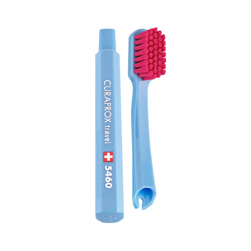 Curaprox Travel Set Duo Holder, Be You – zestaw podróżny pomarańczowy, 1 sztuka - Pasta Jabłko + Aloes 10 ml + szczoteczka + szczoteczki międzyzębowe - 4